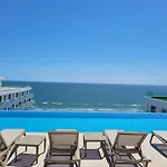 Chill Side In Infinity Pool & Apartment Navodari