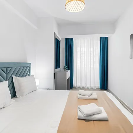 Chill Side - Infinity Pool &