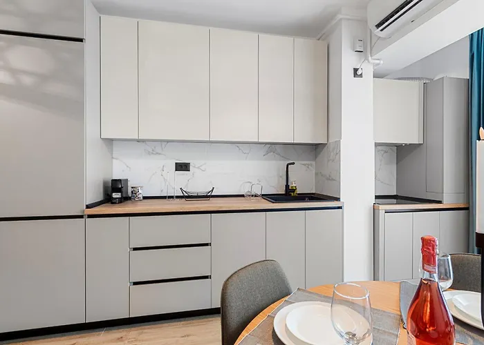 Chill Side - Infinity Pool & * Năvodari