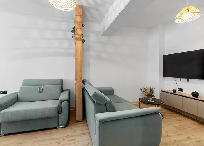 Chill Side - Infinity Pool & *